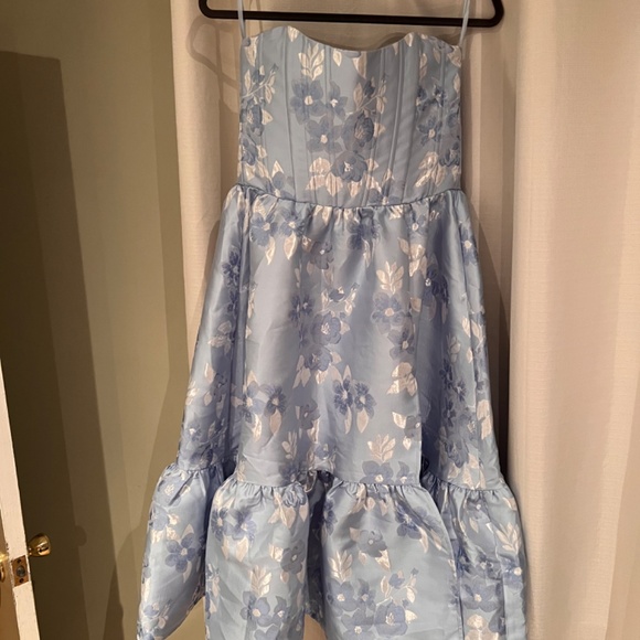 NWT Virginia Strapless Gown in Chambray Blue Baroque Floral - Picture 4 of 5